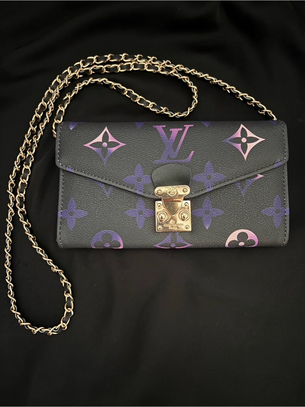 Midnight Fuchsia Gradient East West Leather Intertwined Chain Crossbody Bag NWOT